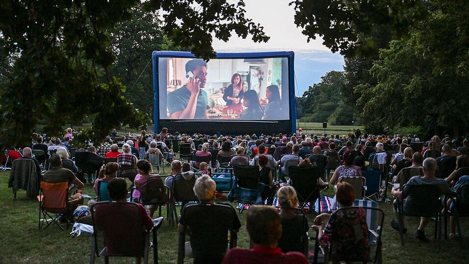 Kulturveranstaltungen machen auch drau&szlig;en Spa&szlig;. (Archivbild)
