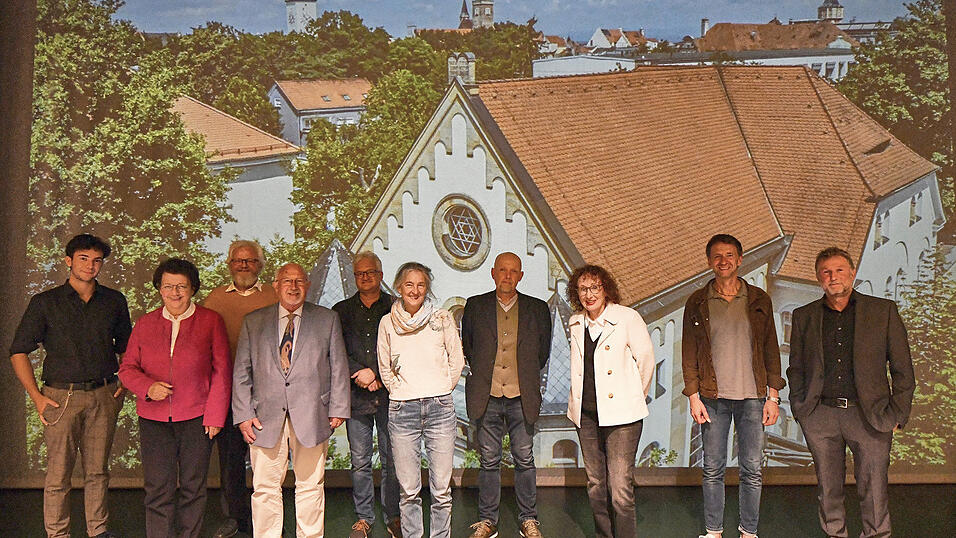 Mitwirkende und Grußwortredner bei der Premiere von 'Mitten unter uns' Mitwirkende und Grußwortredner bei der Premiere von 'Mitten unter uns'