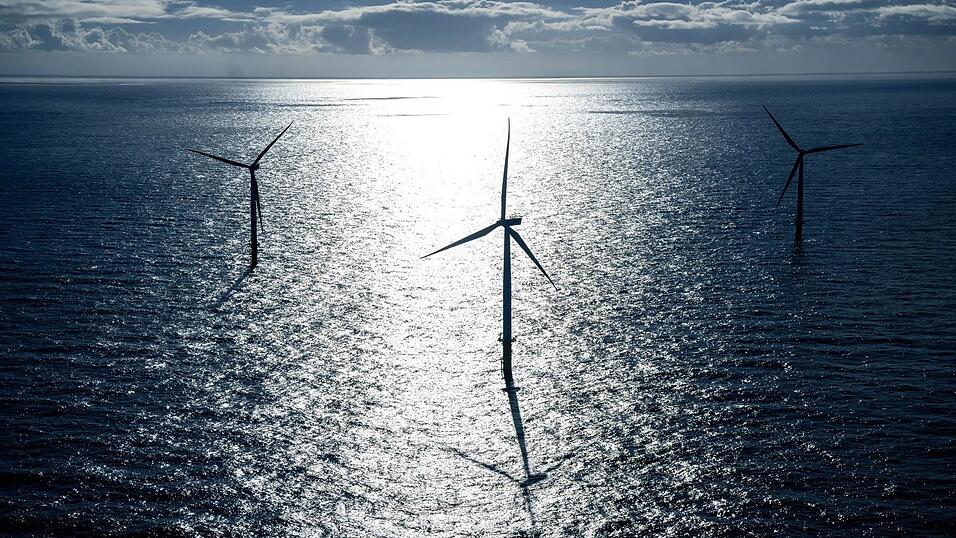 Von der Nordsee wurden im vergangenen Jahr laut Tennet insgesamt 20,8 TWh Windenergie an Land &uuml;bertragen. (Archivbild)