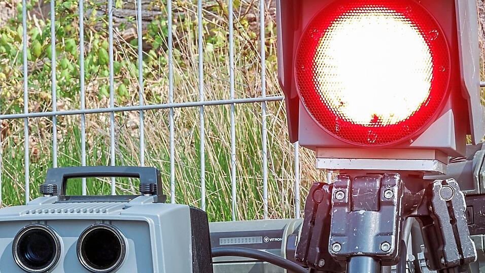 Sind Blitzger&auml;te in der Ludwigstra&szlig;e zu empfindlich und 'scharf' eingestellt ? Einige B&uuml;rger sehen das so.