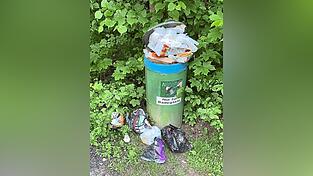 Die Verm&uuml;llung an den Badeweihern nimmt jedes Jahr zu. An den drei Weihern, um die sich der Verein zur Entwicklung eines Erholungsgebietes im Raum Parkstetten-Steinach-Kirchroth k&uuml;mmert, werden oftmals der gesamte Hausm&uuml;ll und k&uuml;rzlich sogar ein altes Sofa entsorgt.