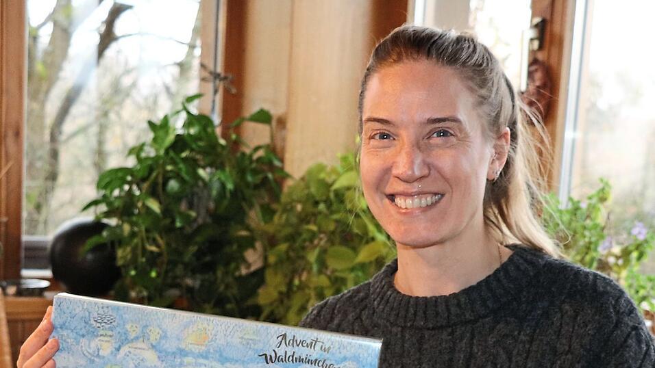 'Advent in Waldmünchen' - diesen Adventskalender mit einem Aquarell der Stadt von Dr. Barbara Deml wird es nur heuer geben; die Edition ist auf 250 Stück limitiert.