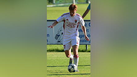 Der Einsatz von Au&szlig;enverteidiger Philipp Macht im Heimspiel gegen den SC Luhe-Wildenau ist fraglich, er ist angeschlagen.