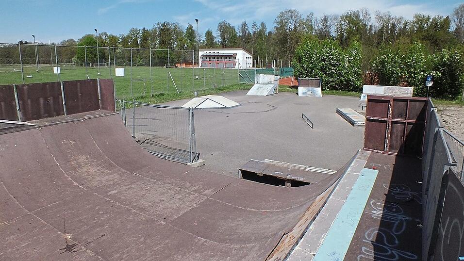 Generalsanierung rechtzeitig zur Saison: Der Skateplatz in Langenbach wird in diesen Tagen hergerichtet.