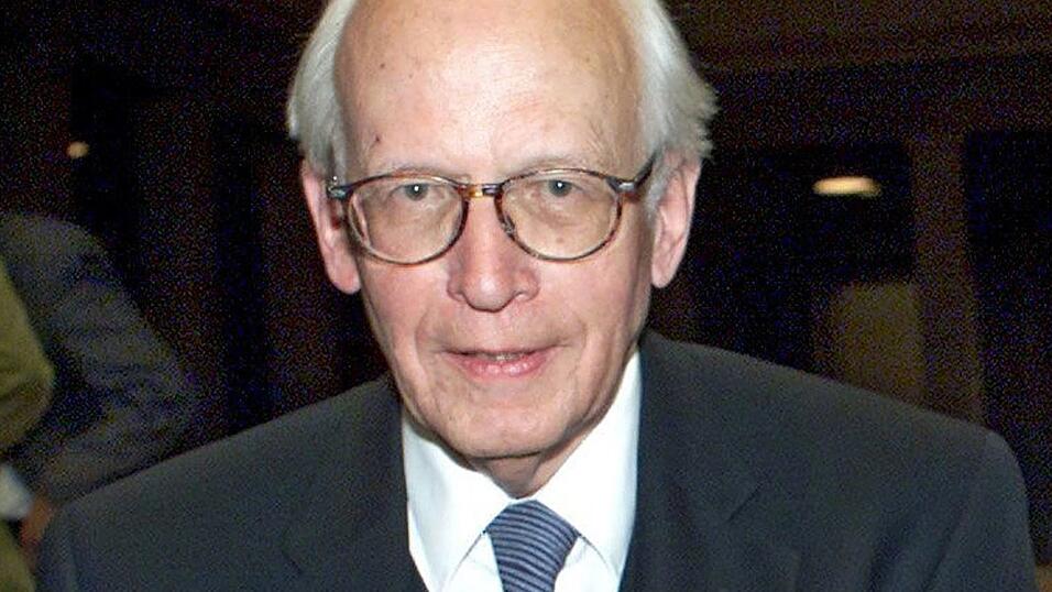 Der Historiker Ernst Nolte l&ouml;ste 1986 mit einem Artikel in der FAZ den deutschen Historikerstreit aus. Er starb 2016. (Archivbild)