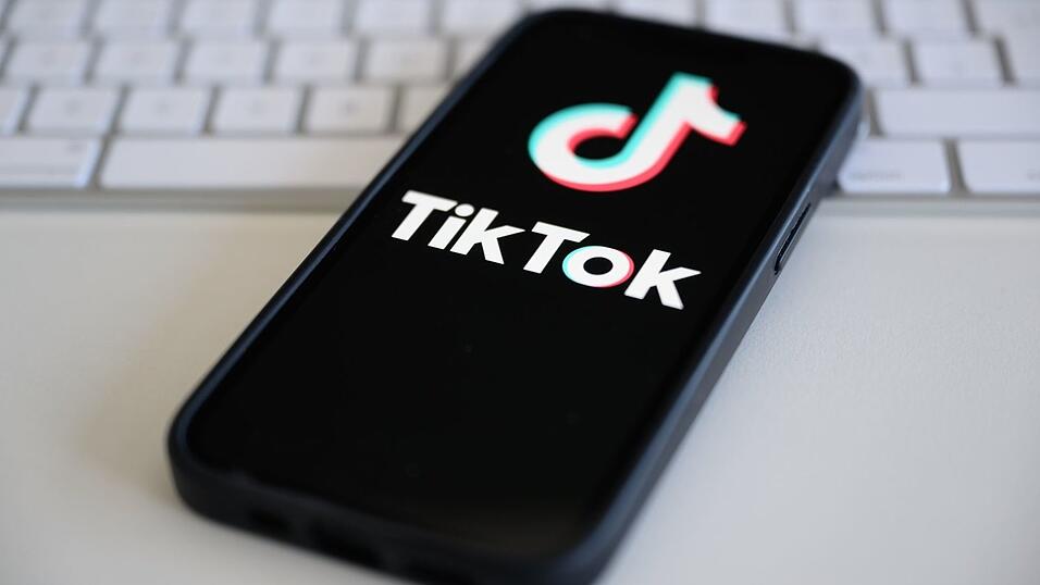 Tiktok ist in den USA offline - und selbst mit der Aussicht auf eine Gnadenfrist ist die langfristige Zukunft ungewiss. Tiktok ist in den USA offline - und selbst mit der Aussicht auf eine Gnadenfrist ist die langfristige Zukunft ungewiss.