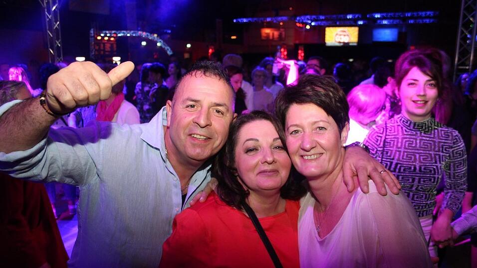 So schön war die Ü30-Party in Essenbach. So schön war die Ü30-Party in Essenbach.