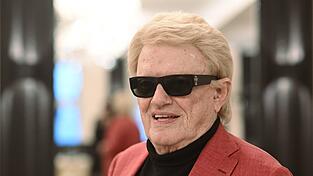 Heino will sich auch von der AfD nicht politisch vereinnahmen lassen. (Archivbild) Heino will sich auch von der AfD nicht politisch vereinnahmen lassen. (Archivbild)