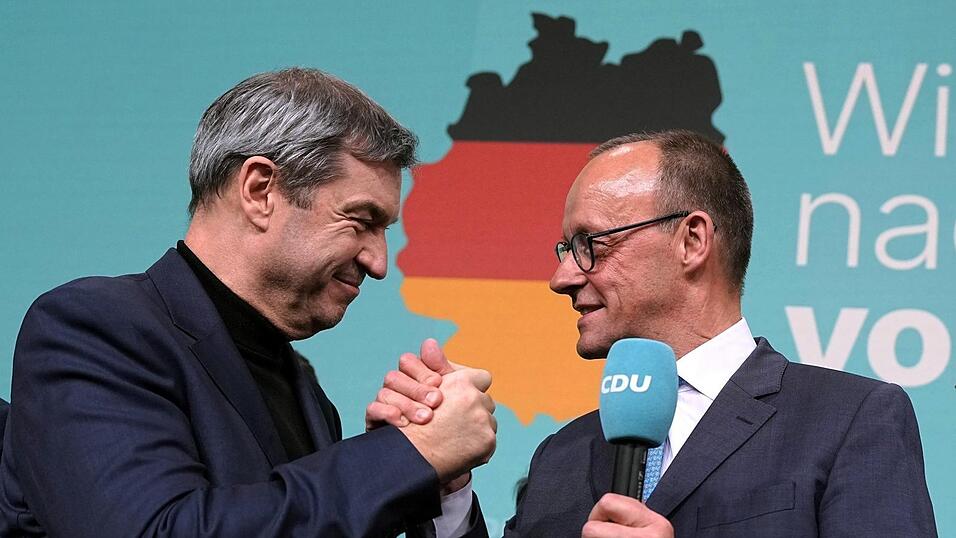 CDU-Chef Friedrich Merz (r.) kann jetzt endlich Bundeskanzler werden - aber der CSU-Vorsitzende Markus Söder (l.) wird bei der Regierungsbildung ein gehöriges Wörtchen mitreden. CDU-Chef Friedrich Merz (r.) kann jetzt endlich Bundeskanzler werden - aber der CSU-Vorsitzende Markus Söder (l.) wird bei der Regierungsbildung ein gehöriges Wörtchen mitreden.