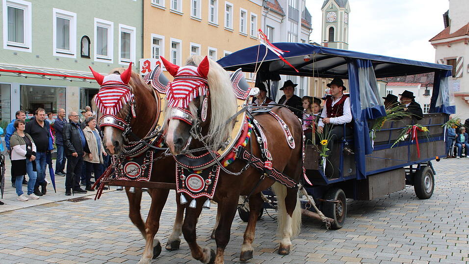Das sind die sch&ouml;nsten Bilder vom Jubil&auml;umsfestzug.