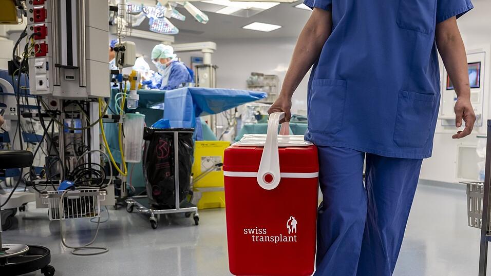 Wie soll die Organentnahme in Deutschland in Zukunft geregelt sein? Wie soll die Organentnahme in Deutschland in Zukunft geregelt sein?