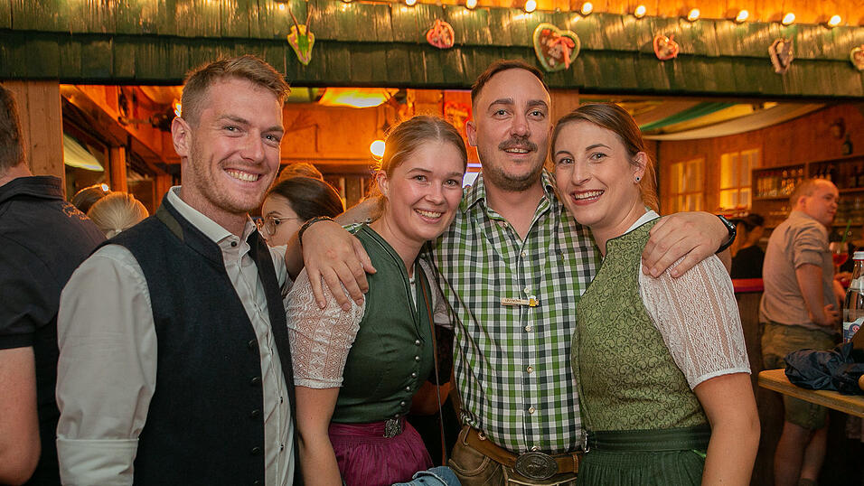 Die Partybilder von Freitag, 19. August 2022, aus dem Festzelt Weckmann.