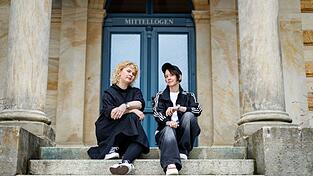 Die ersten Regisseurinnen in Bayreuth, die nicht Wagner heißen. Die ersten Regisseurinnen in Bayreuth, die nicht Wagner heißen.