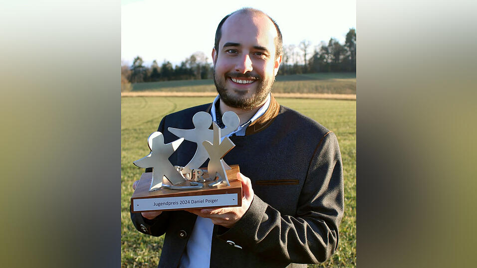 Nicht das Geld, aber den Preis hat Daniel Poiger behalten.