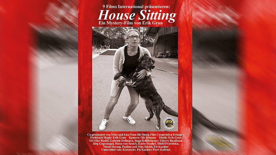 'House Sitting' von Erik Grun wird am Samstag auf dem Schulhof der Grundschule gezeigt. 'House Sitting' von Erik Grun wird am Samstag auf dem Schulhof der Grundschule gezeigt.