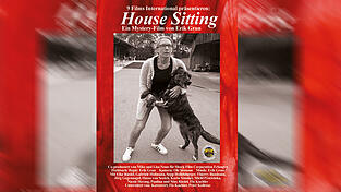 'House Sitting' von Erik Grun wird am Samstag auf dem Schulhof der Grundschule gezeigt. 'House Sitting' von Erik Grun wird am Samstag auf dem Schulhof der Grundschule gezeigt.