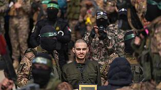 Die Hamas nutzte die Übergaben wieder für eine Machtdemonstration.