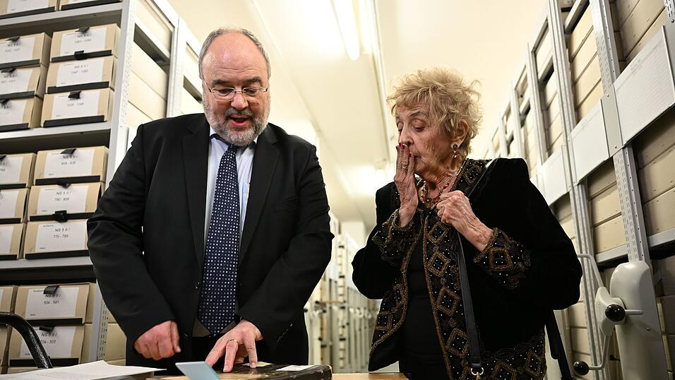 Für normale Besucher sind nicht alle Räume des Bundesarchivs zugänglich. Für normale Besucher sind nicht alle Räume des Bundesarchivs zugänglich.