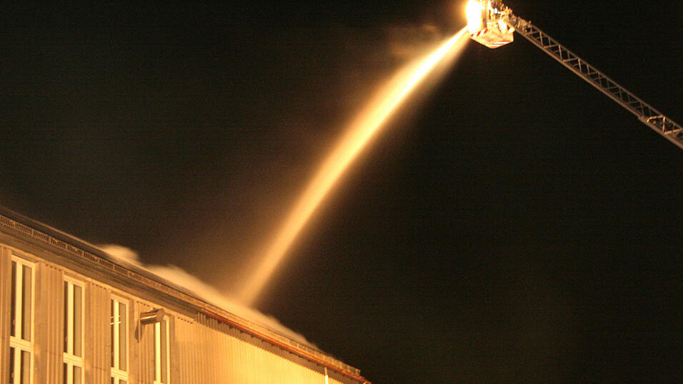 Bei dem Brand in der Irlbacher Schlossbrauerei entstand ein Millionenschaden. Foto: kamera24.tv