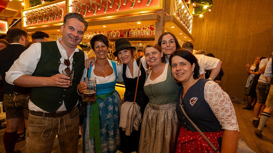 Die Partybilder vom Freitag, 9. August 2024, aus dem Festzelt Kr&ouml;nner.