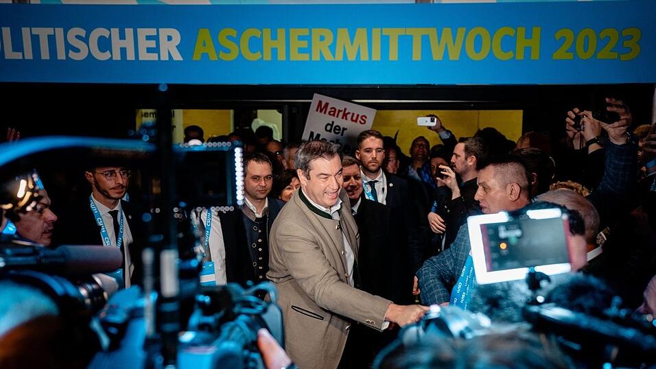 Markus S&ouml;der kommt in Passau an.