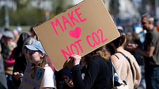 Die EU setzt sich neues Ziel für weniger Treibhausgasemissionen. (Archivbild) Die EU setzt sich neues Ziel für weniger Treibhausgasemissionen. (Archivbild)