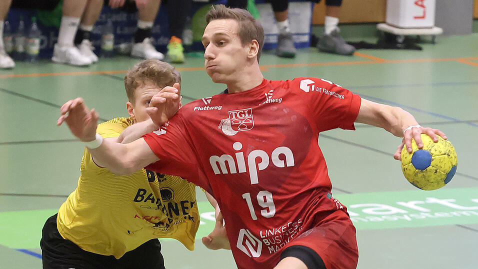 Er bleibt am Ball - und in Landshut: Paul Saborowski geht auch in der kommenden Saison f&uuml;r die TG Mipa auf Torejagd und will sich &bdquo;noch mehr der Verantwortung&ldquo; stellen.