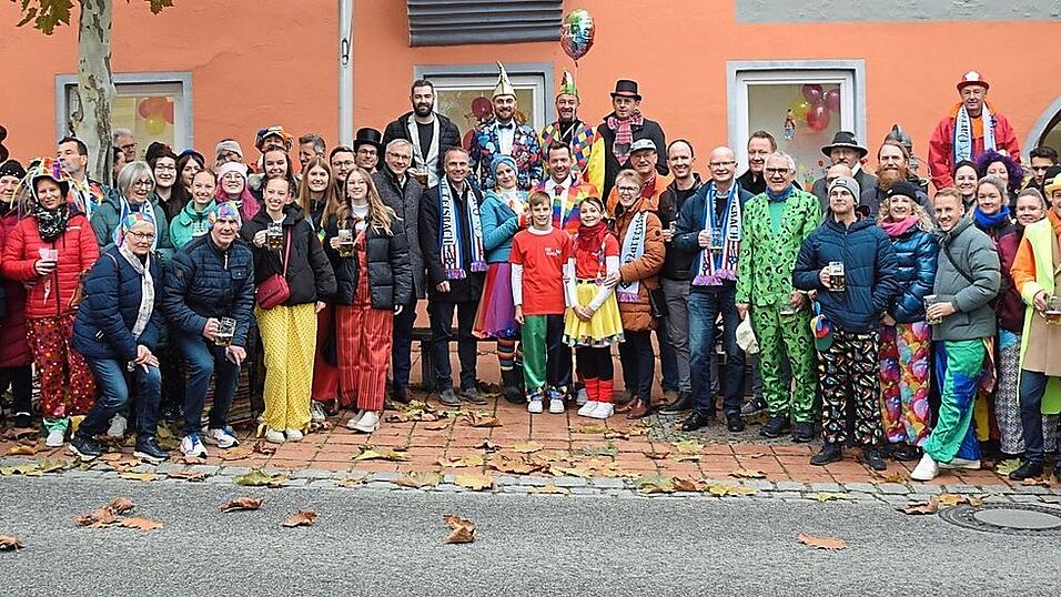 11. November um 11.11 Uhr: Die Narrenhochburg er&ouml;ffnet ausgelassen die neue Faschingssaison.