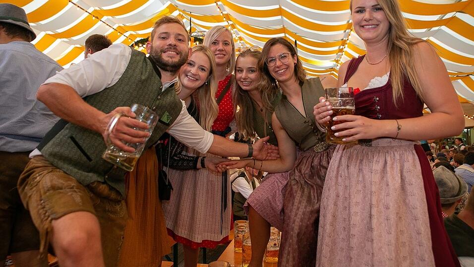 Die Partybilder vom Sonntag, 14. August 2022, aus dem Festzelt Nothaft.