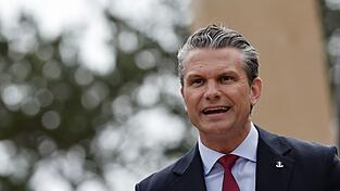 US-Verteidigungsminister Pete Hegseth erhöht den Druck auf Kuba verbal weiter. (Archivbild) US-Verteidigungsminister Pete Hegseth erhöht den Druck auf Kuba verbal weiter. (Archivbild)