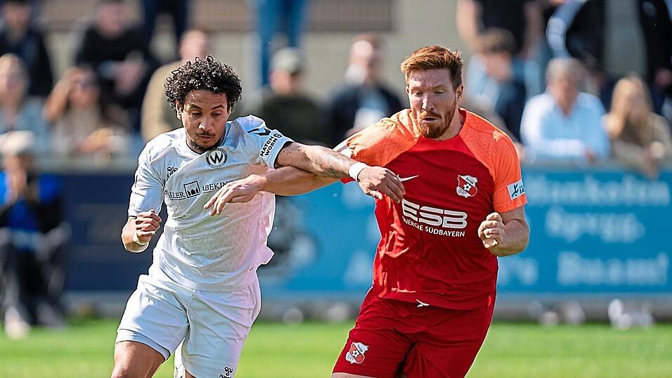 Die Dorfbuam um Patrick Choroba sind am Freitagabend im Abstiegskampf gegen Augsburg II gefordert. Die Dorfbuam um Patrick Choroba sind am Freitagabend im Abstiegskampf gegen Augsburg II gefordert.