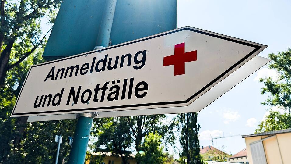 W&auml;hrend des Kommunalwahlkampfs war die Zukunft der jeweiligen Klinik vielerorts Thema. Viele Kandidaten versprachen, das jeweilige Krankenhaus mit all seinen Abteilungen zu erhalten. Und das, obwohl die Kommunalpolitik bei der Reform nur sehr begrenzt Entscheidungsspielraum hat.