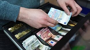 Die Inflation in Bayern ist auf den niedrigsten Wert seit Februar 2021 gefallen. (Symbolbild)