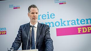 FDP-Chef Dürr muss schon die zweite Wahlniederlage seiner Partei in diesem Jahr verkraften. (Archivbild) FDP-Chef Dürr muss schon die zweite Wahlniederlage seiner Partei in diesem Jahr verkraften. (Archivbild)