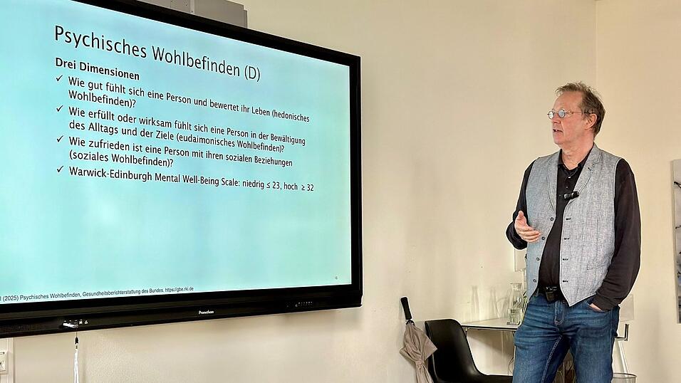 &bdquo;Gehen Sie selbst mit sich gut um!&ldquo;, lautete eine der Empfehlungen von Professor Dr. Reinhart Sch&uuml;ppel, um einer Depression vorzubeugen.