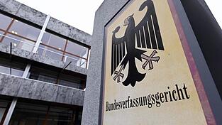 Das Bundesverfassungsgericht hat das Verbot eines Protestcamps von Gegnern der Corona-Politik der Bundesregierung bestätigt.