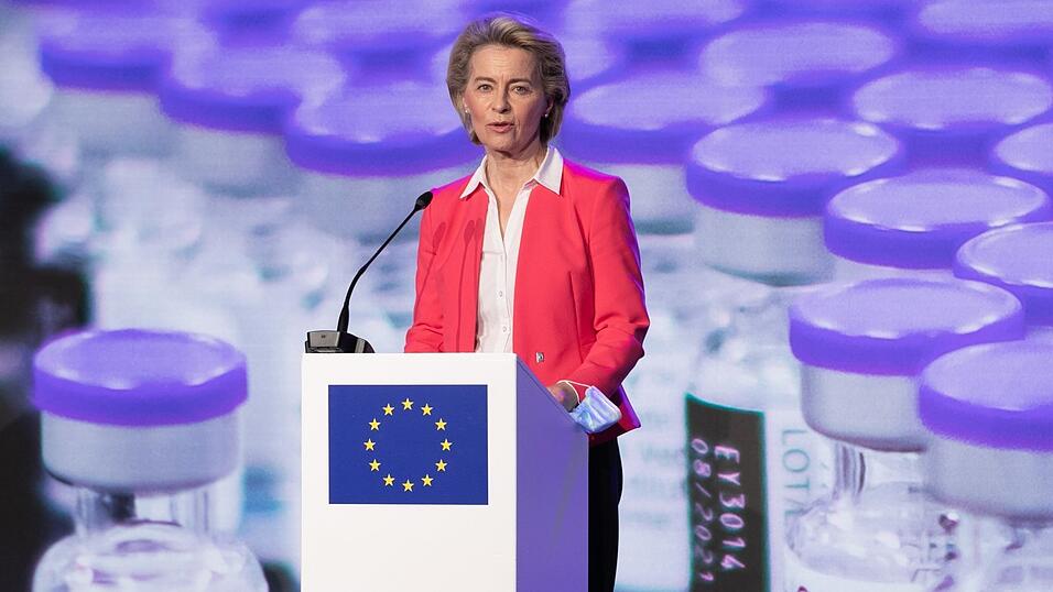 Ursula von der Leyen unterliegt vor Gericht im „Pfizergate“. Für den Ruf der EU-Kommissionspräsidentin ist das ein schwerer Schlag. Ursula von der Leyen unterliegt vor Gericht im „Pfizergate“. Für den Ruf der EU-Kommissionspräsidentin ist das ein schwerer Schlag.