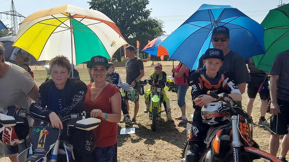 Simon Weinzierl und Nicklas Albert konzentriert vor dem Start. Simon Weinzierl und Nicklas Albert konzentriert vor dem Start.