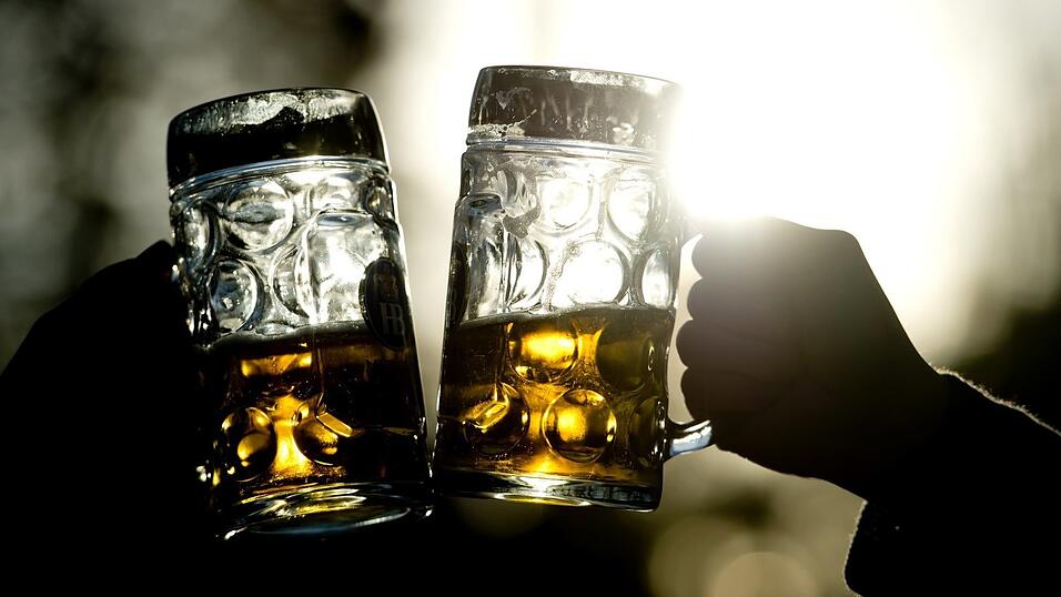 Ein potenzieller rassistischer Vorfall wirft gerade einen dunklen Schatten auf das Schwarzacher Volksfest. Ein potenzieller rassistischer Vorfall wirft gerade einen dunklen Schatten auf das Schwarzacher Volksfest.