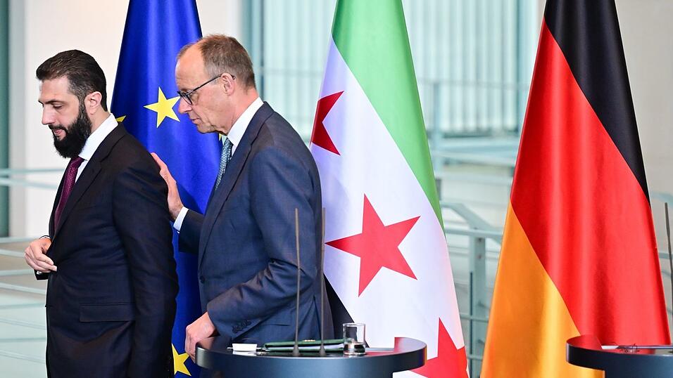 Der Besuch von Syriens Übergangspräsident Al-Scharaa in Berlin stieß nicht nur bei Angehörigen syrischer Minderheiten auf Kritik. (Archivfoto) Der Besuch von Syriens Übergangspräsident Al-Scharaa in Berlin stieß nicht nur bei Angehörigen syrischer Minderheiten auf Kritik. (Archivfoto)