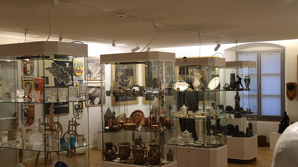 Die Dauerausstellung zeigt eine beeindruckende Sammlung an Gegenst&auml;nden und Schmuckst&uuml;cken aus den letzten Jahrhunderten der schlesischen Geschichte.