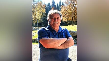 Karl-Ernst Rödl ist mit 79 Jahren verstorben. Karl-Ernst Rödl ist mit 79 Jahren verstorben.