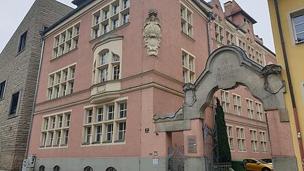 Bislang liegt die BOS Wirtschaft im St-Peters-Weg in der Altstadt. Das k&ouml;nnte sich bald &auml;ndern.