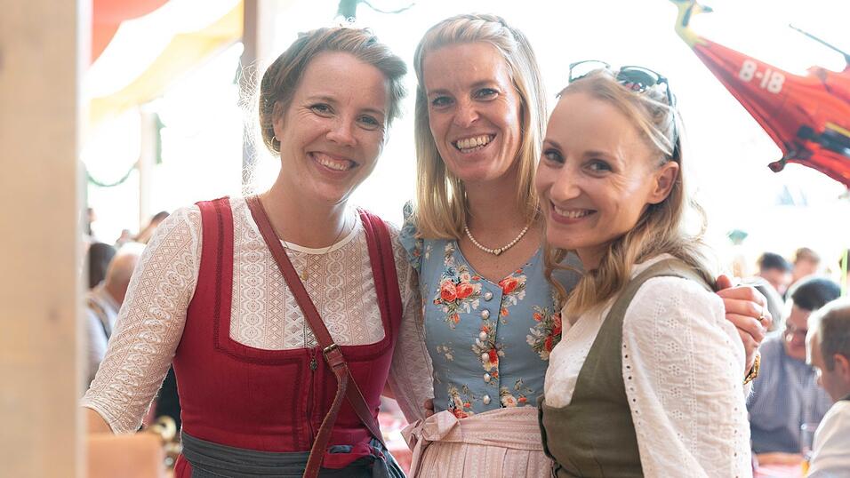 Die Partybilder vom Freitag, 7. August, aus dem Festzelt Krönner. Die Partybilder vom Freitag, 7. August, aus dem Festzelt Krönner.