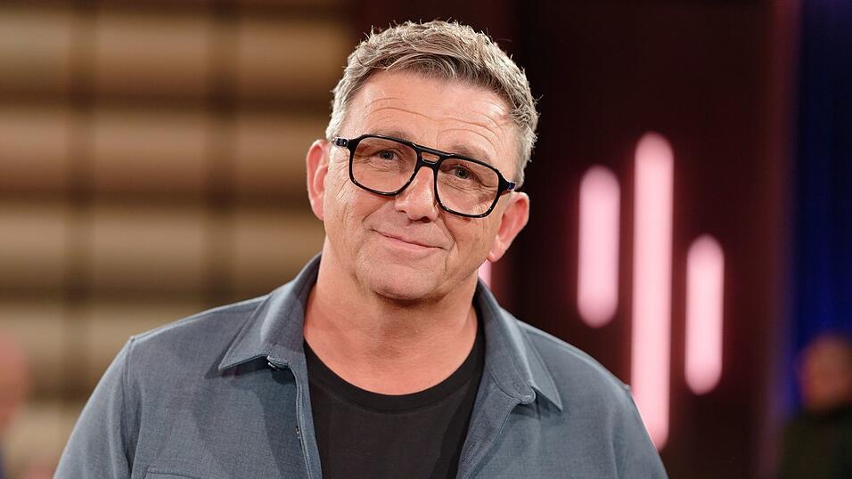 Hans Sigl ist mit einem ironisch-heiteren Weihnachtsprogramm auf Tournee. (Archivbild) Hans Sigl ist mit einem ironisch-heiteren Weihnachtsprogramm auf Tournee. (Archivbild)