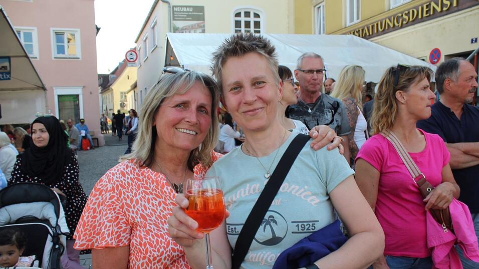 Das Bismarckplatzfest in Landshut war auch am Samstag gut besucht.