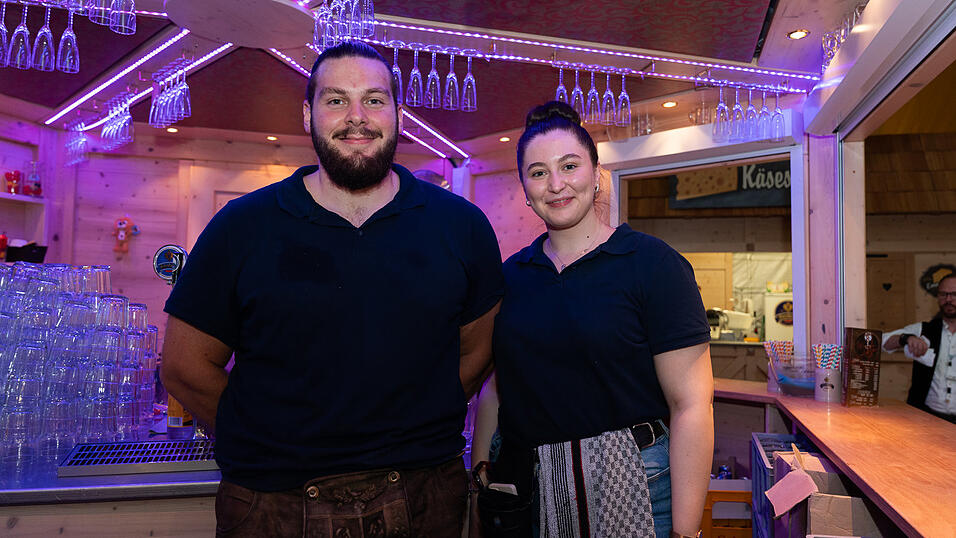 Die Partybilder vom Sonntag, 20. August 2023, aus dem Festzelt Reisinger. Die Partybilder vom Sonntag, 20. August 2023, aus dem Festzelt Reisinger.