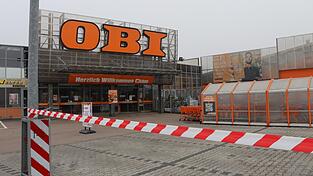 Gleich zweimal sucht der Angeklagte einen Chamer Baumarkt im Jahr 2024 heim. Gleich zweimal sucht der Angeklagte einen Chamer Baumarkt im Jahr 2024 heim.