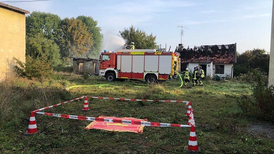 In Neufahrn brannte am frühen Donnerstagmorgen leerstehende eine Scheune ab. In Neufahrn brannte am frühen Donnerstagmorgen leerstehende eine Scheune ab.