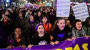 In Spanien gibt es nicht nur Gesetze zum Schutz der Frauen, sondern auch gesellschaftliches Bewusstsein. (Archivbild)